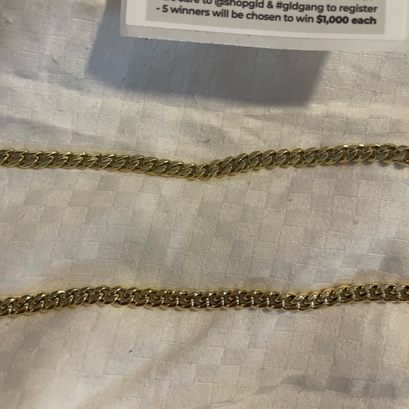 2 5mm Miami Cuban Link Bracelet 18k Gold Plated, 6” and 7” / Yellow Gold - Picture 4 of 7